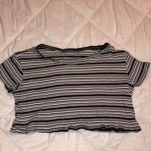 black and white striped shirt sleeve crop top